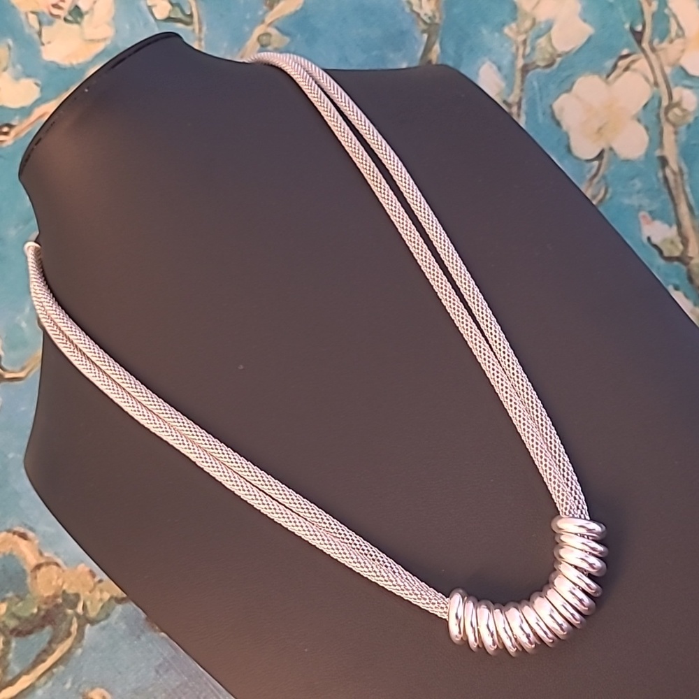 Serpentine bi-strand silver-tone necklace w/ silver-tone ring pendants - Picture 2 of 10